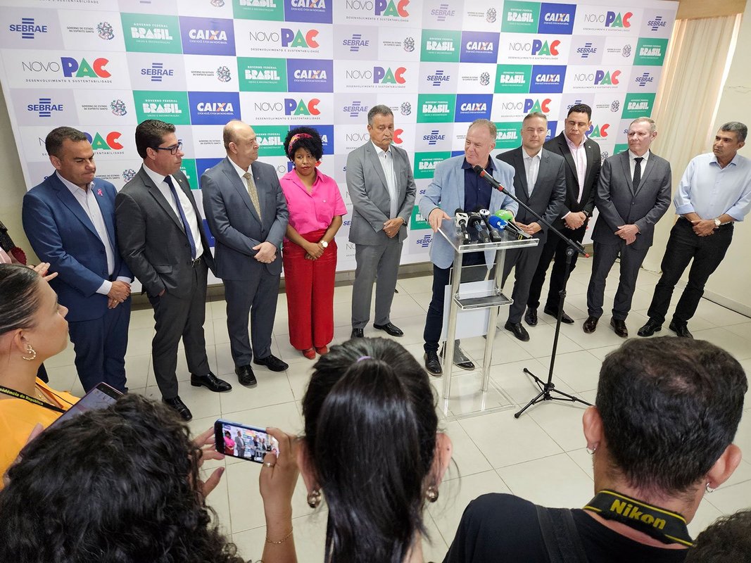 43 BILHÕES DE REAIS DE INVESTIMENTOS NO ESPÍRITO SANTO: Casagrande enaltece compromisso do governo Lula com os capixabas