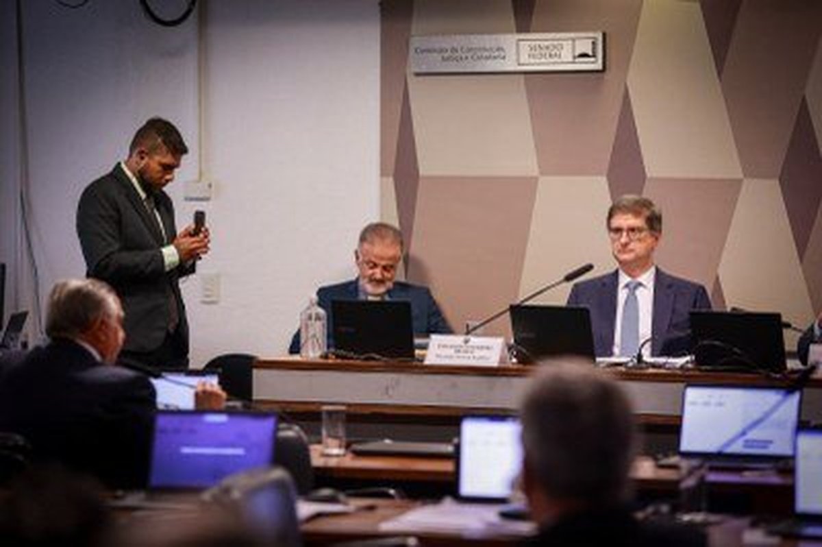 Por 45 votos a 26, Senado aprova recondução de Paulo Gonet na PGR