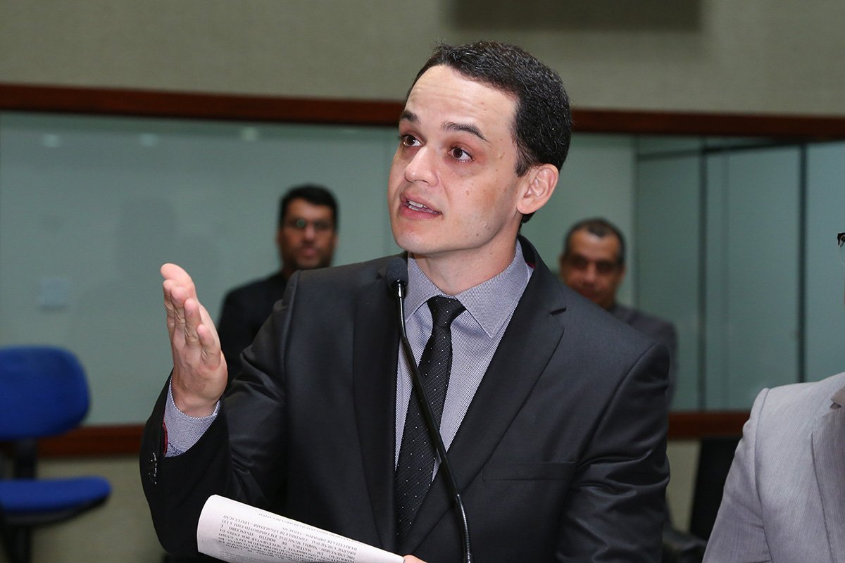 Aprovada lei que permite a Justiça a determinar condenados por violência doméstica a pagar pela tornozeleira eletrônica no Espírito Santo