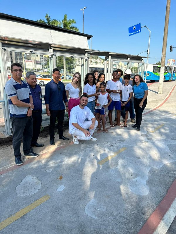 Startup capixaba inaugura ponto de ônibus sustentável com apoio da Fapes