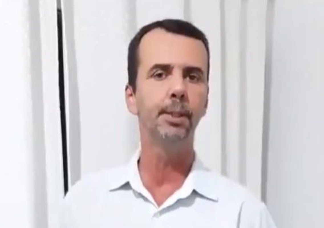 Prefeito de Atílio Vivácqua contrata empresa do próprio irmão para fornecer marmitex à Prefeitura
