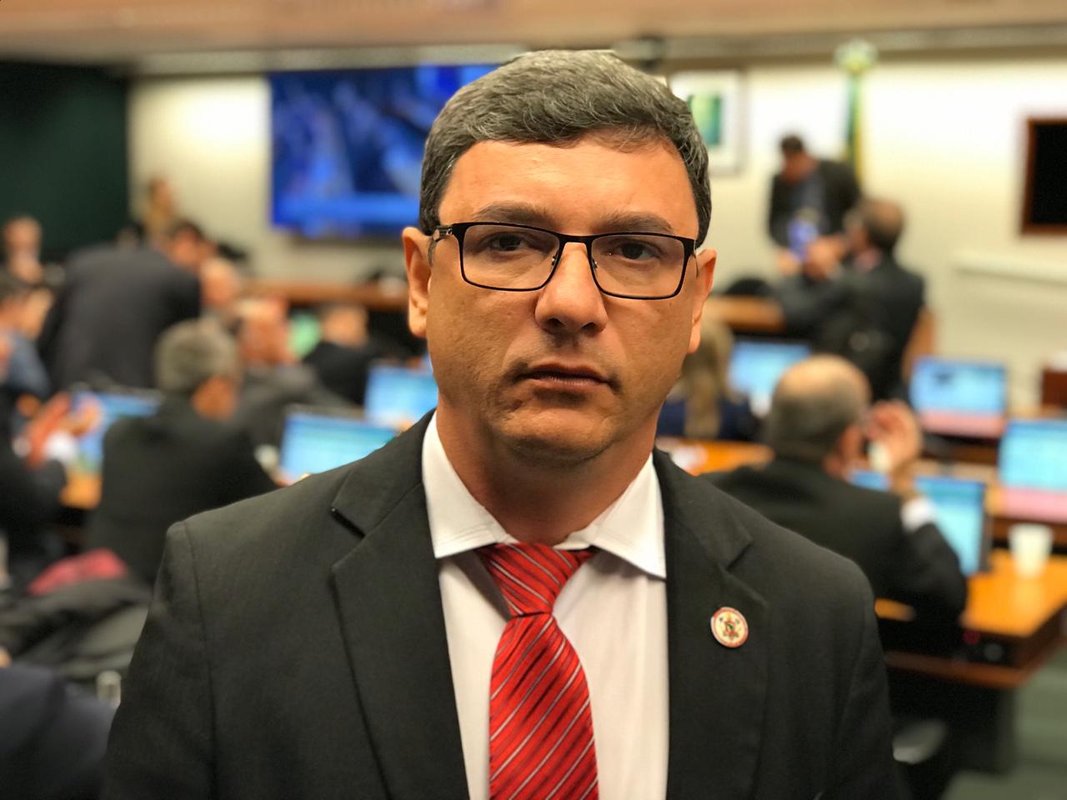 Projeto Político Militar ganha força e se torna desejado por partidos, mas seu presidente alerta: “Não estamos vinculados à influência de qualquer político ou ex-político”