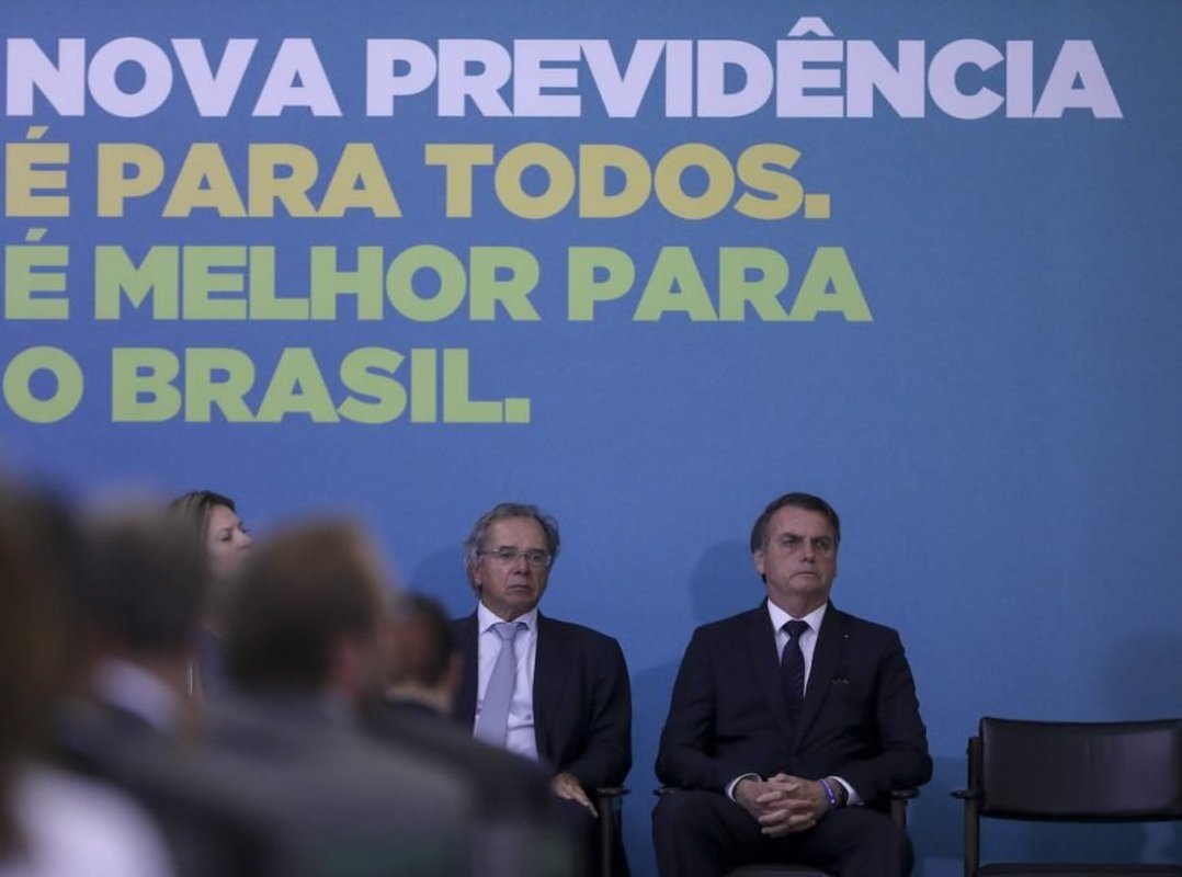 Pesquisa Instituto Paraná: 43,7% dos brasileiros dizem que Reforma da Previdência vai beneficiar os mais ricos