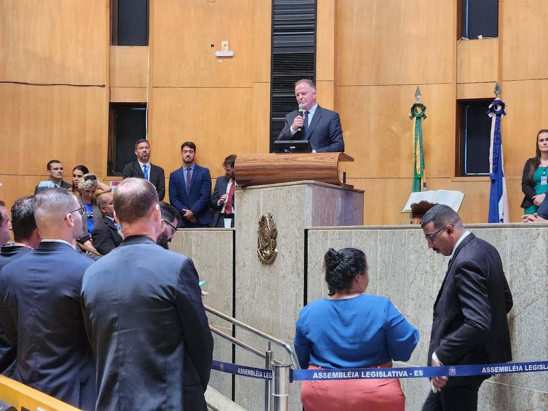 Casagrande afirma que harmonia e independência entre os Poderes “não vão deixar a democracia fragilizar, enfraquecer e quebrar”