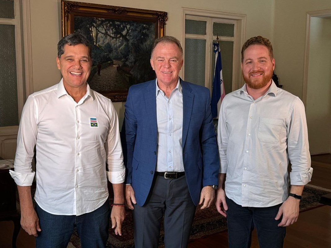 Casagrande anuncia pagamento do Bônus Desempenho para 15 mil profissionais da Educação do Espírito Santo