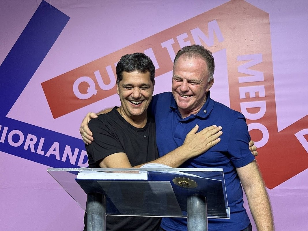 Casagrande tem 80,1% de aprovação e Ricardo Ferraço já encosta em Pazolini