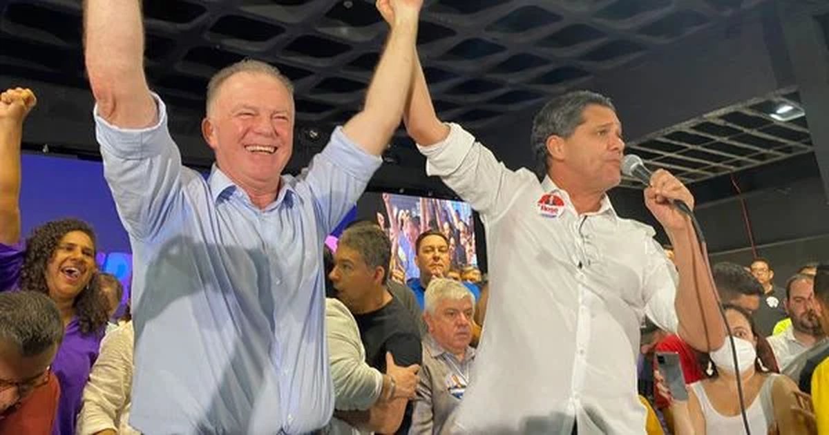 Sindepes e Adepol parabenizam governador Casagrande por sua reeleição