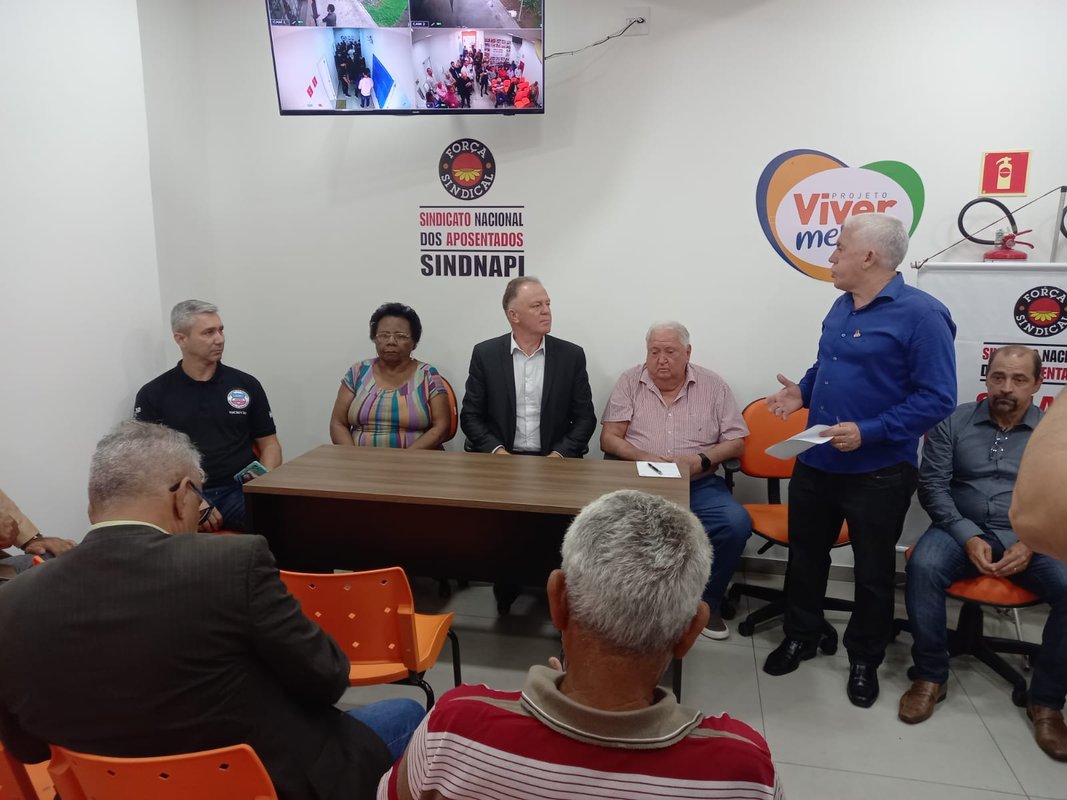 Casagrande participa da inauguração da sede do Sindnapi e anuncia ações do Governo para os idosos