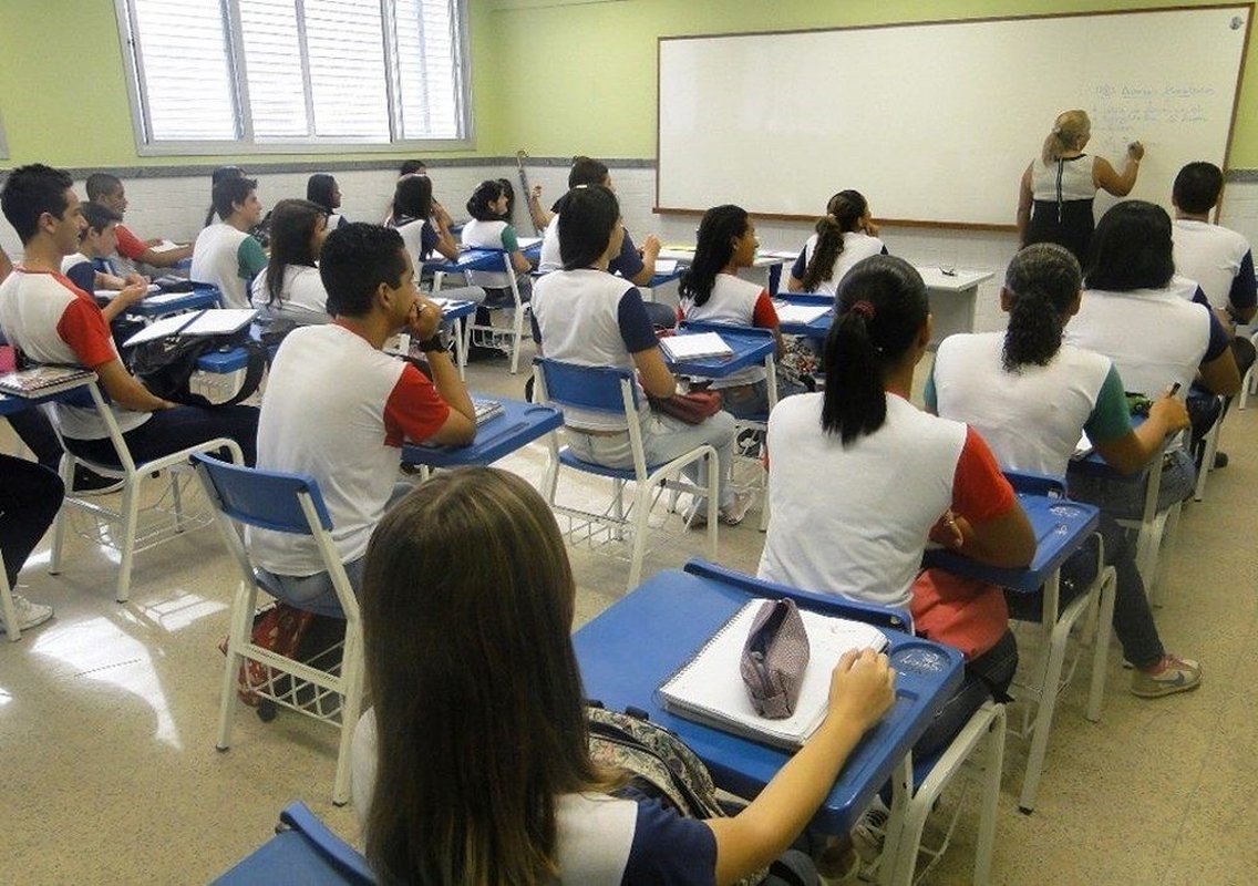 Governo Federal exige que ficha de matrícula de alunos de todo o País têm de ser informadas Filiação 1 e 2