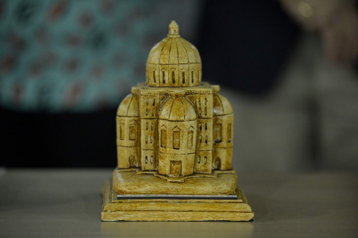 Igreja e Correios lançam selo em homenagem ao Santuário-Basílica de Santo Antônio, em Vitória