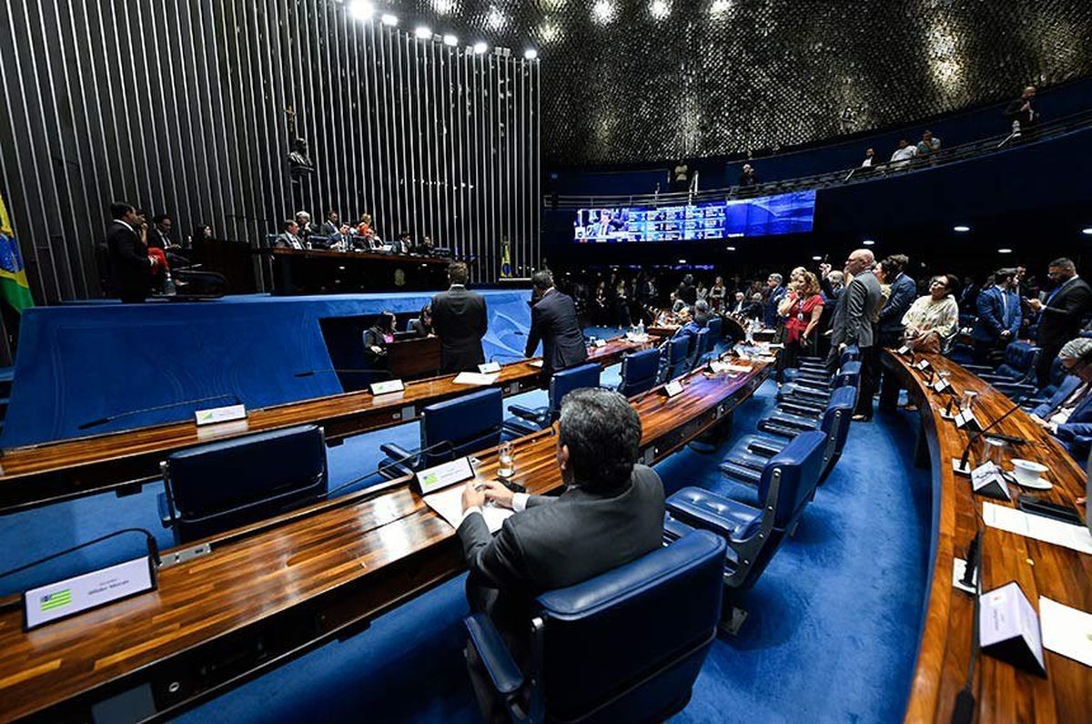 Senado aprova PEC que cria sistema de permuta entre juízes estaduais
