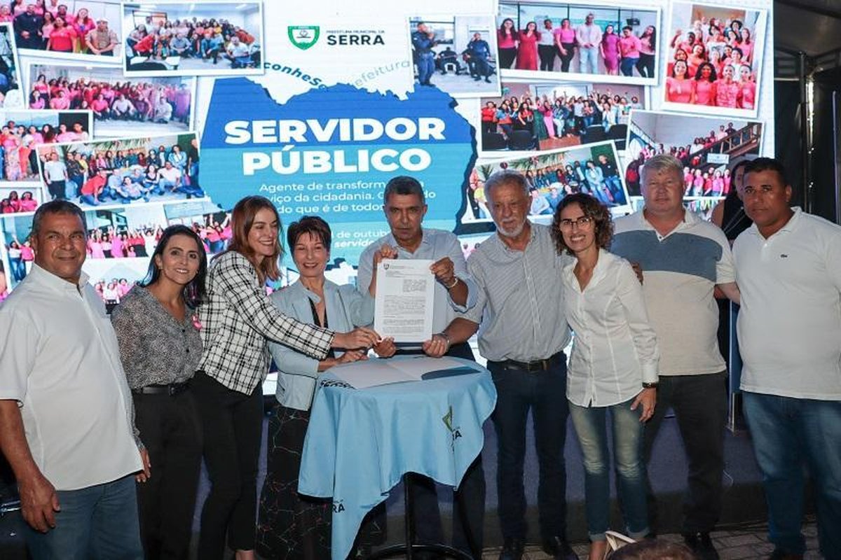 Sérgio Vidigal anuncia contrato para implantação de plano de cargos, carreiras e remuneração dos servidores da Serra