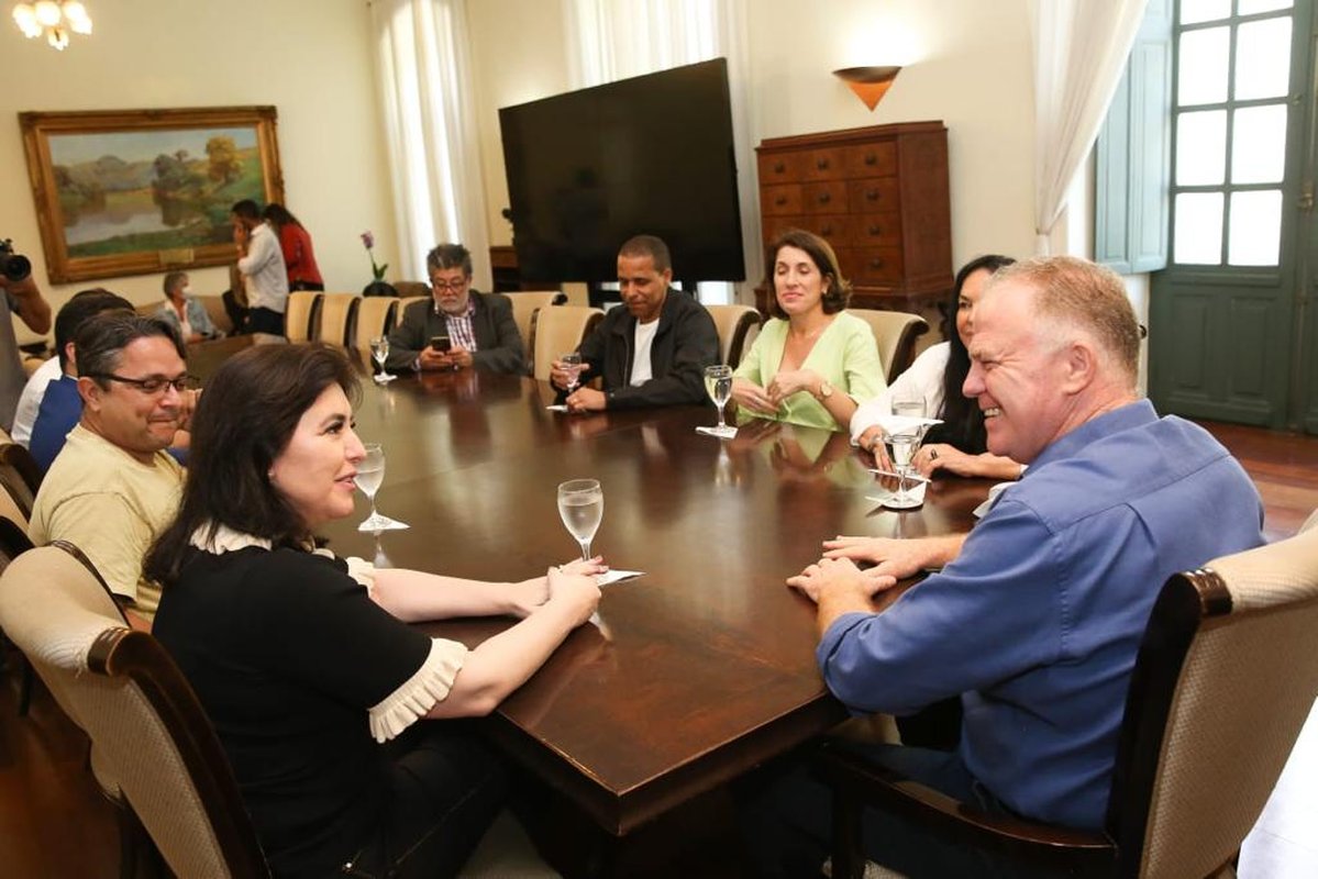 Pré-candidata à Presidência da República, senadora do MDB declara apoio à reeleição de Casagrande