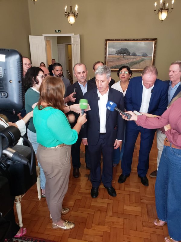 Ministro elogia programa do Governo capixaba para agricultura familiar e afirma que Espírito Santo é exemplo para o País