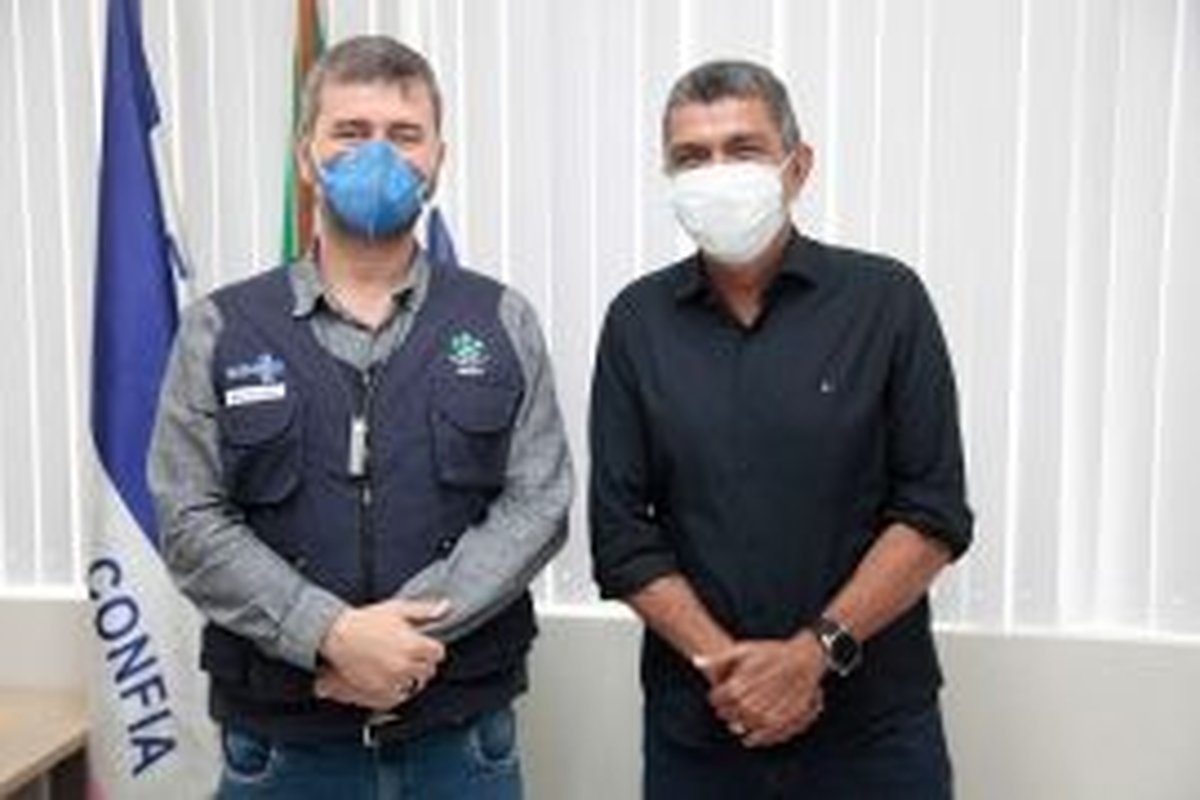 Vidigal e Nésio discutem transferência da administração do Hospital Materno-Infantil para a Prefeitura da Serra