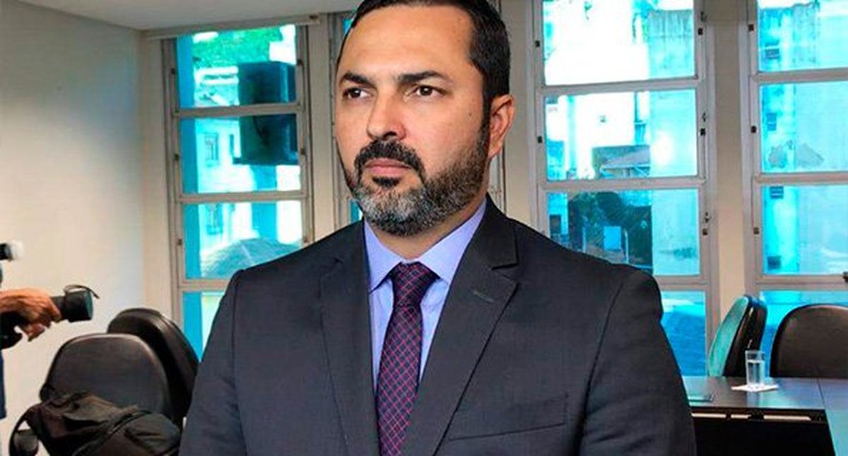 Tyago Hoffmann rebate ‘salvadores da pátria’ e apresenta ações do governo Casagrande que transformaram o Espírito Santo em ‘outro País’