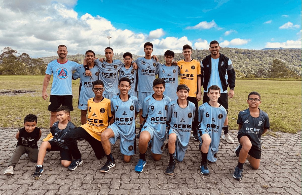 Time de Cariacica é vice-campeão de torneio internacional de handebol em São Paulo