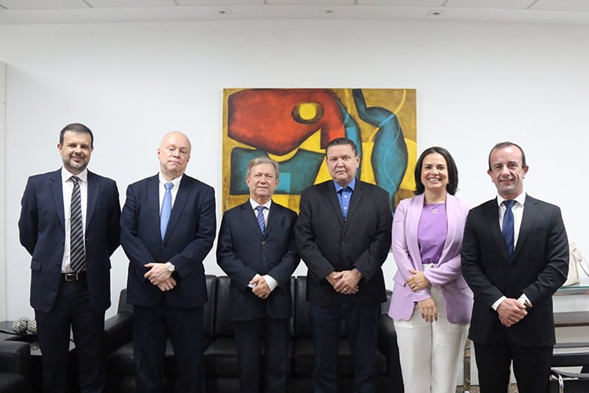 Tribunal de Justiça e Cariacica assinam convênio para implantação do “Juízo 100% Digital”