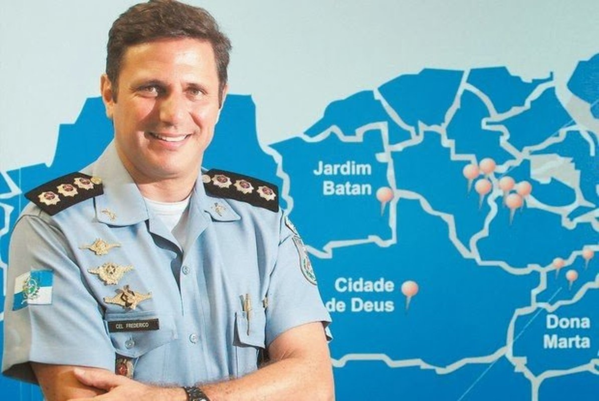 Coordenador das UPPs admite: 'É preciso reeducar o nosso policial'