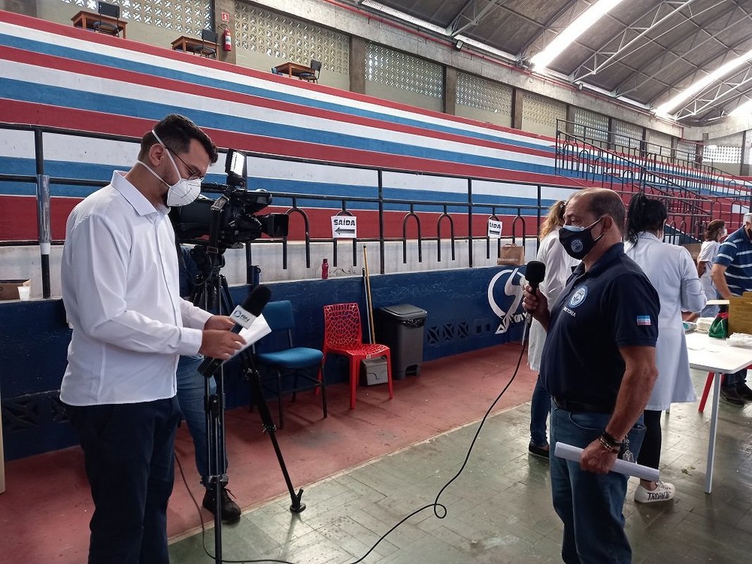 Com a organização do Sindipol, mais de 700 policiais civis começam a ser vacinados em Vitória