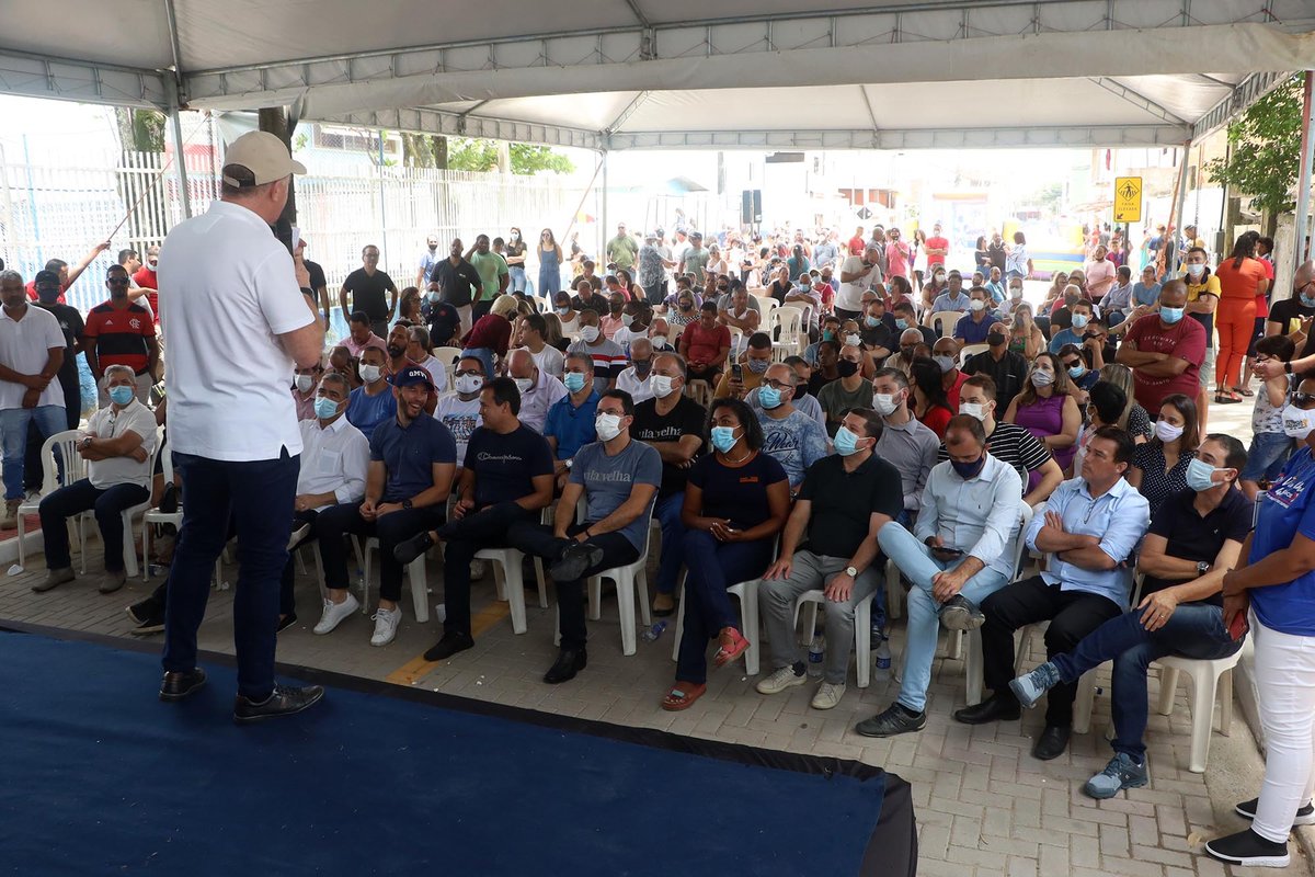 Governador inaugura urbanização de ruas e anuncia novos investimentos em Vila Velha