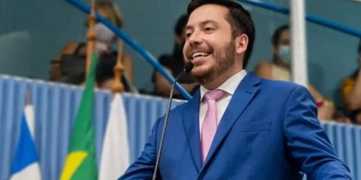 Armandinho é absolvido pela acusação de falsidade ideológica e denunciação caluniosa ao se passar por "Doutora Laura"