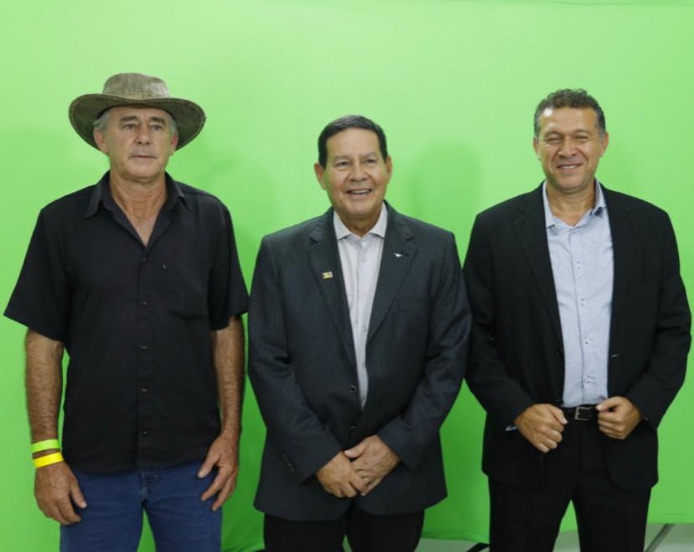 Major Wallace Vieira anuncia apoio do general Mourão para disputar a Prefeitura de Aracruz