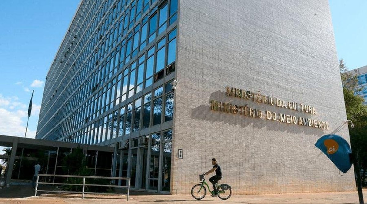 ​Vila Velha representa os 78 municípios capixabas em encontro nacional da Cultura