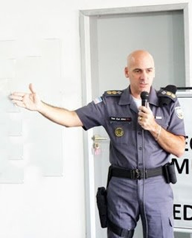 Diretor-adjunto da Diretoria de Direitos Humanos e Polícia Comunitária da PM é indiciado pela acusação de ameaçar ex-corregedor-geral e promotora de Justiça