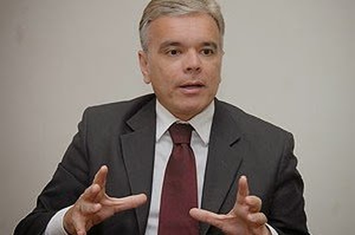 Secretário de Segurança Pública do Espírito Santo cria comissão para apurar a existência e realização de despesas sem contrato executadas em sua própria gestão