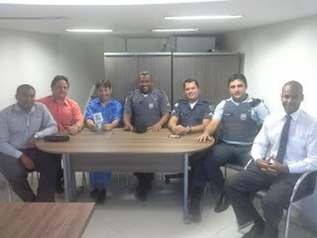 Lideranças de classe da Polícia Militar e do Corpo de Bombeiros lançam o nome de Capitão Assumção para prefeito de Vitória