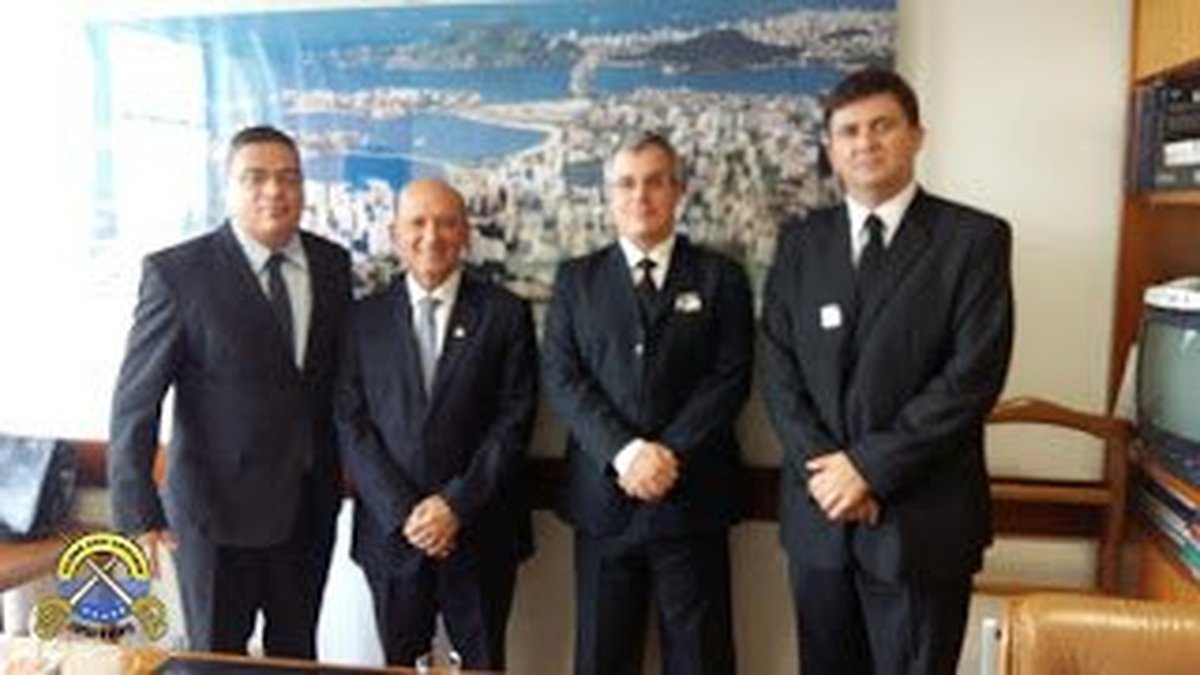 Parlamentares capixabas garantem à diretoria do Clube dos Oficiais que policiais e bombeiros militares vão ficar de fora da PEC 287