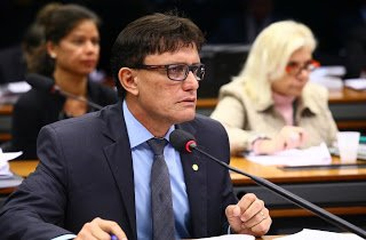 Comissão de Segurança da Câmara proíbe afastamento de policial investigado sem sentença condenatória