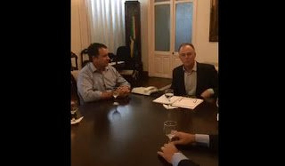 Casagrande anuncia que desfile cívico militar de 7 de Setembro voltará a ser realizado em Vitória