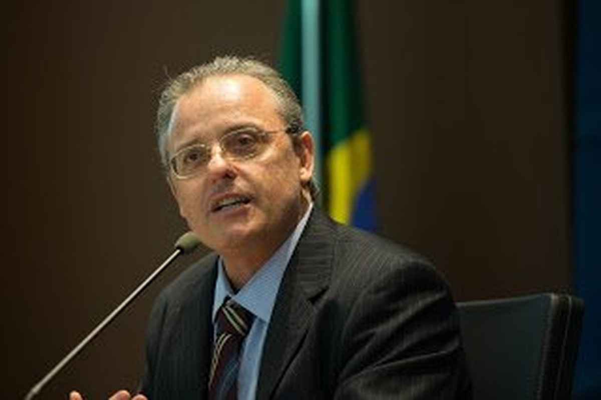 DANIEL CERQUEIRA DEFENDE MUDANÇAS GERENCIAIS NA SEGURANÇA PÚBLICA DO PAÍS, ELOGIA O ‘ESTADO PRESENTE’ E DIZ: “Nunca vi um governador tão comprometido com a vida do seu povo como o Renato Casagrande”