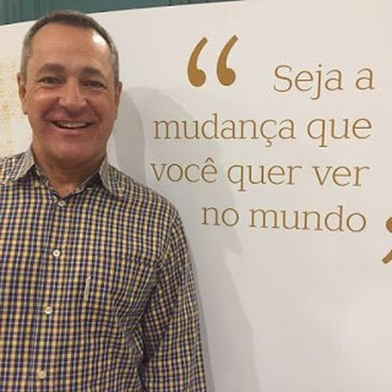 DENISE DARÉ ENCONTRA-SE EM ESTÁGIO PROBATÓRIO E ESTÁ HÁ APENAS UM ANO NA INSTITUIÇÃO: Chefe da Polícia Civil do Espírito Santo concede gratificação de função para sua própria esposa, mas depois recua