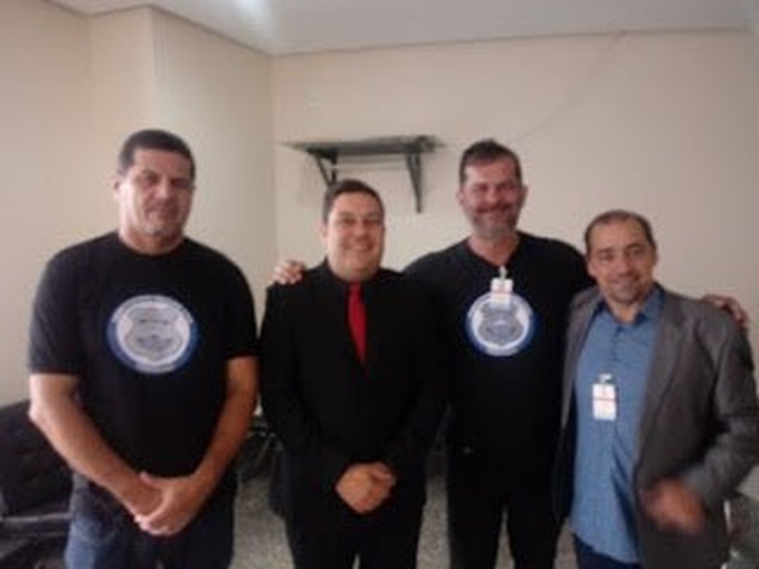 MEDIDA BENEFICIA TODOS POLICIAIS E DEMAIS SERVIDORES QUE INGRESSARAM NO SETOR PÚBLICO ATÉ 2003: Após cobrança do Sindipol/ES, governo concede reajuste salarial aos aposentados e pensionistas sem parid