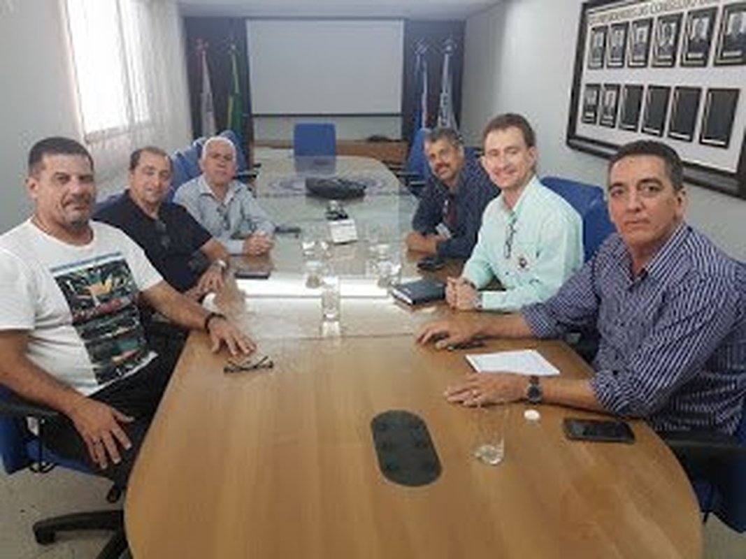 Entidades de classe dos policiais civis e militares se reúnem para discutir novos rumos para a segurança pública capixaba