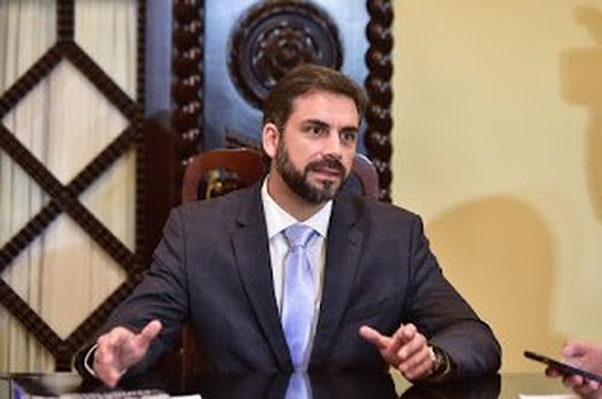 Secretário da Transparência processa empresa que fornecia “genérico” de leite, máscara suína e comida estragada aos presidiários capixabas