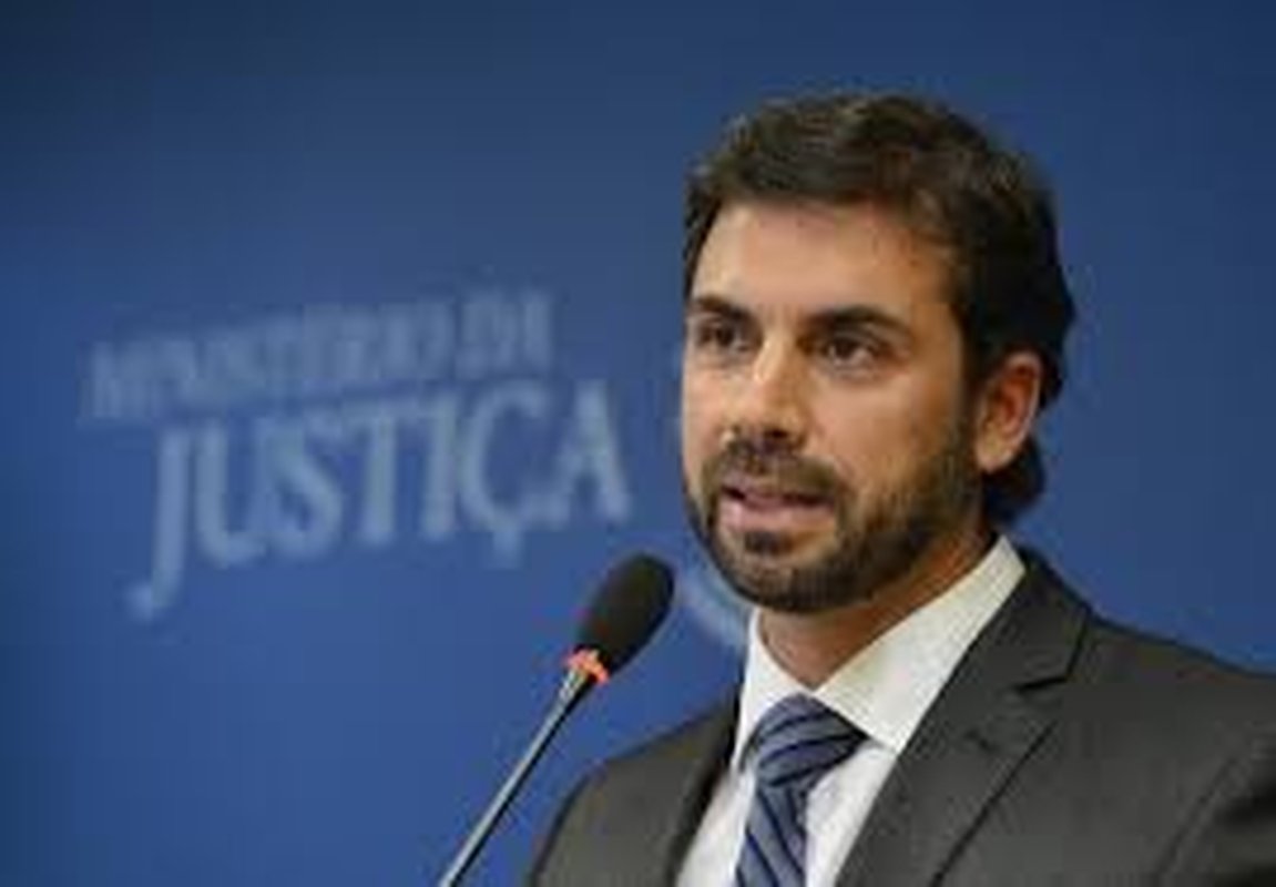 RESPOSTA DO DIRETOR DE COMBATE AO CRIME ORGANIZADO À CARTA DOS DELEGADOS: Eugênio Ricas garante que investigações vão avançar “doa a quem doer” e espera “obediência estrita” às normas de atuação do Gr