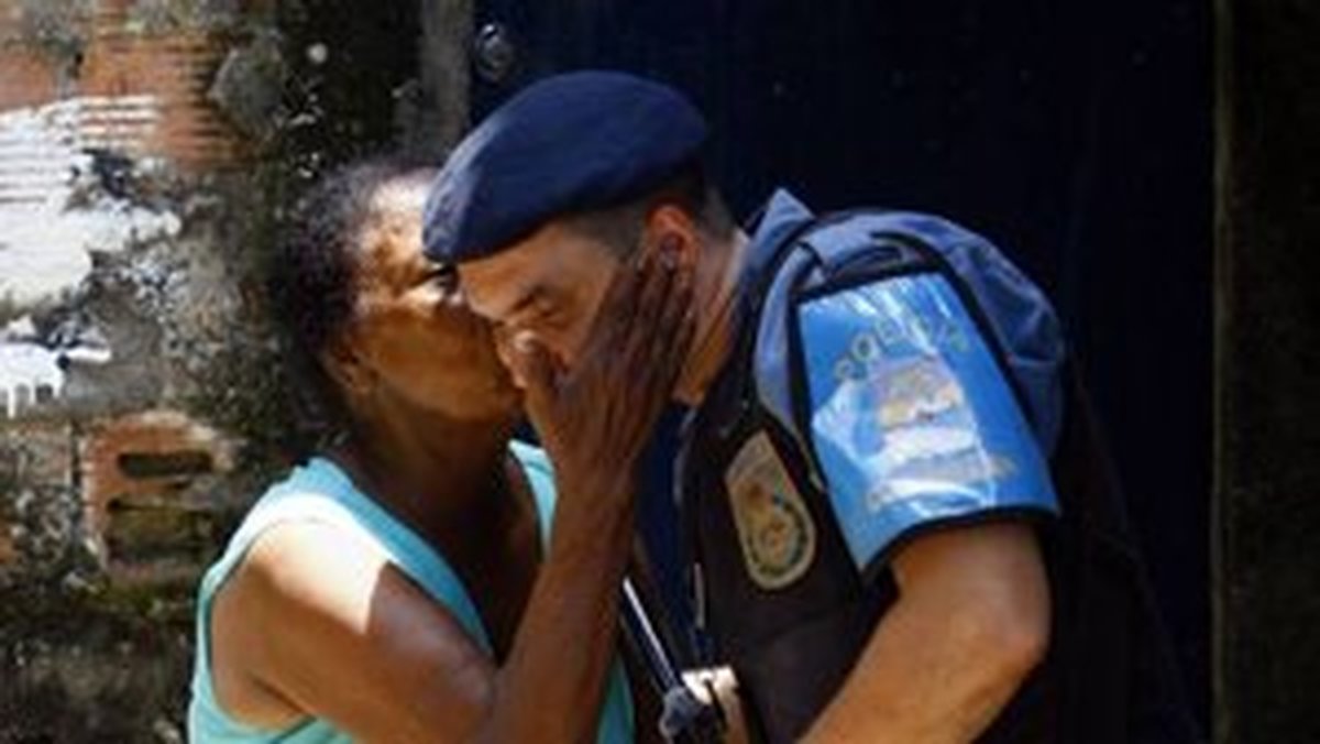 Luta por dignidade: policial militar do Rio ferido depende de "vaquinha" para ter cadeira de rodas
