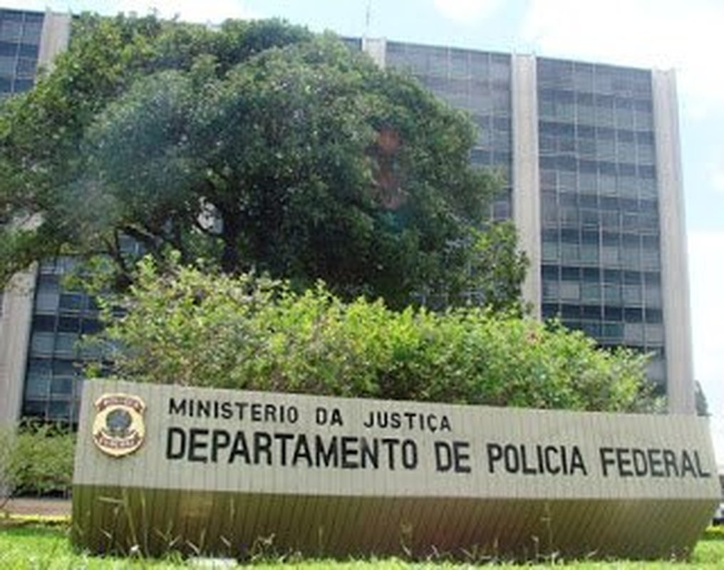 Rogério Galloro, Luiz Pontel e Fernando Segóvia formam a lista tríplice para a direção geral da Polícia Federal