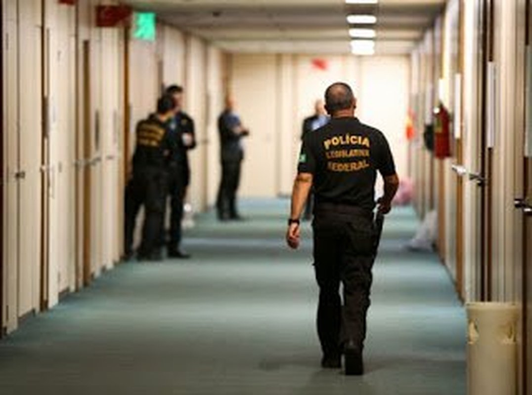 OPERAÇÃO REGISTRO ESPÚRIO CUMPRIU MANDADO DE BUSCA E APREENSÃO NA CÂMARA DOS DEPUTADOS: Advogadas capixabas são presas em operação da Polícia Federal que apura fraudes no sistema de registro sindical