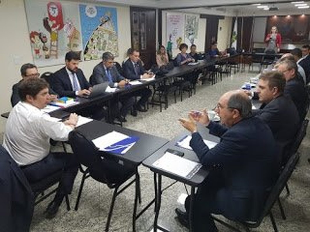 Em nota, Associações dos Magistrados e dos Membros do Ministério Público Brasileiro afirmam que reposição parcial dos subsídios respeita limites orçamentários