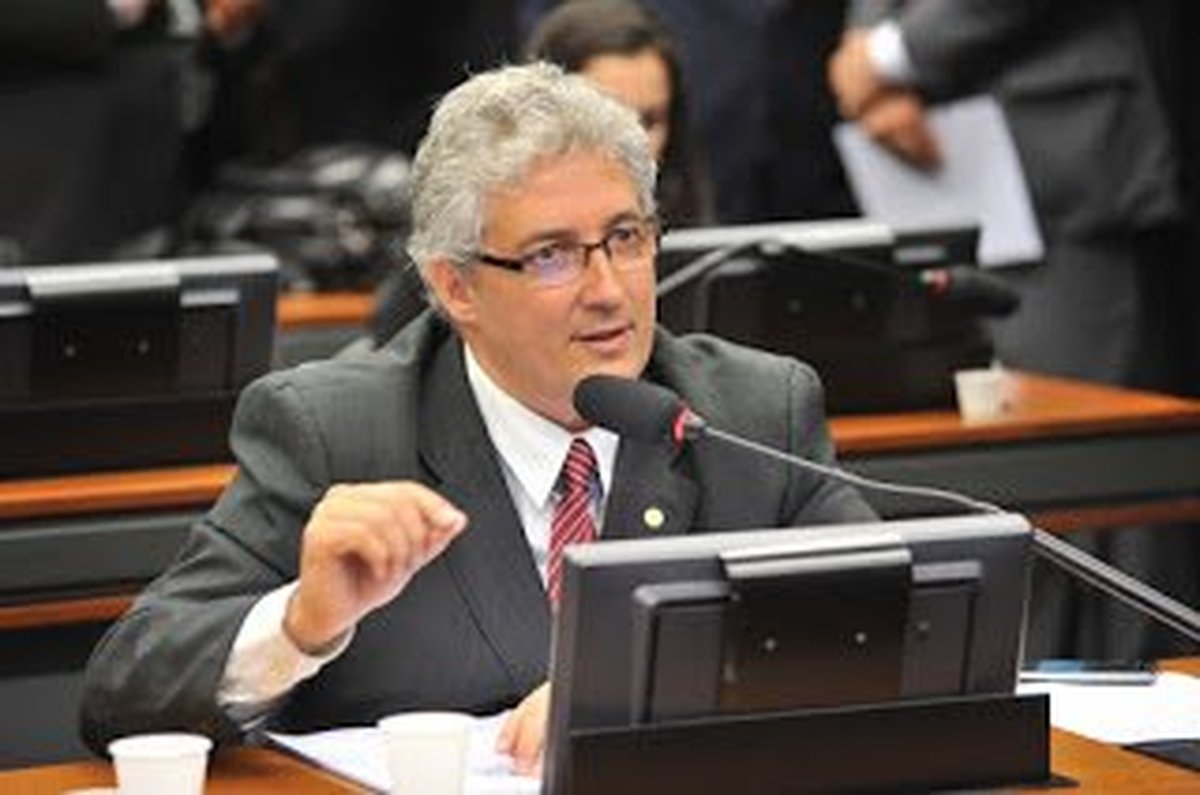Câmara aprova Projeto de Lei que obriga Estados a rever regulamentos da Polícia Militar e do Corpo de Bombeiros
