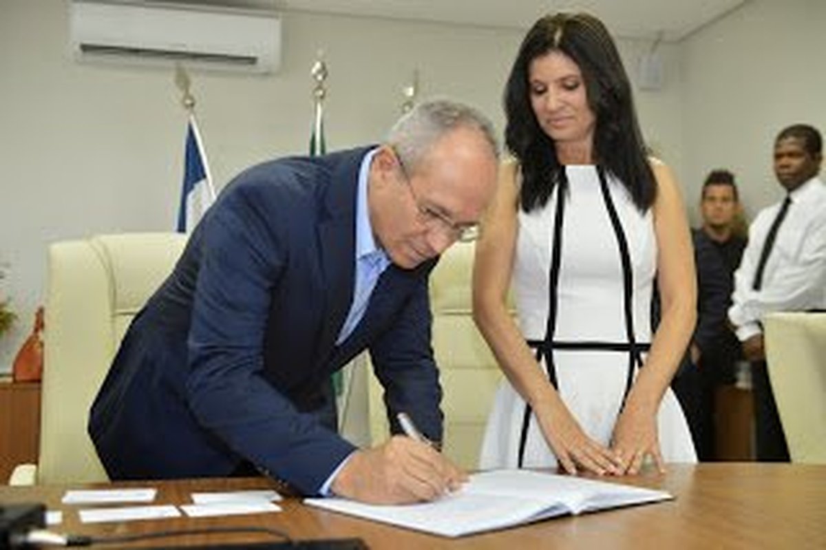 Perfil centralizador e falta de experiência como gestora deixam delegada Gracimeri Gaviorno isolada no comando da Polícia Civil do Espírito Santo