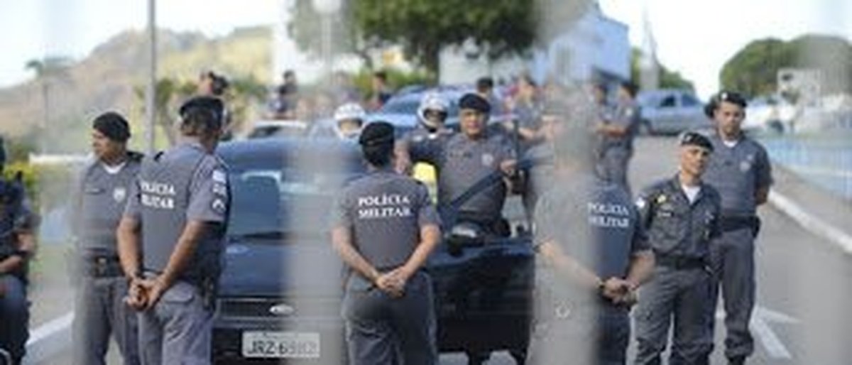 MOTIM DOS PMs CAPIXABAS SERVIU DE BASE PARA DECISÃO DO STF: Supremo proíbe greve para todos os operadores de segurança pública, mas obriga poder público a negociar interesses dos policiais militares, 