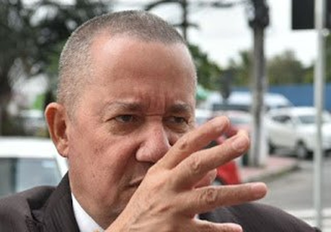 Em nota, Sindipol/ES repudia ataques do presidente da OAB/ES a delegado que investiga assassinato de médica