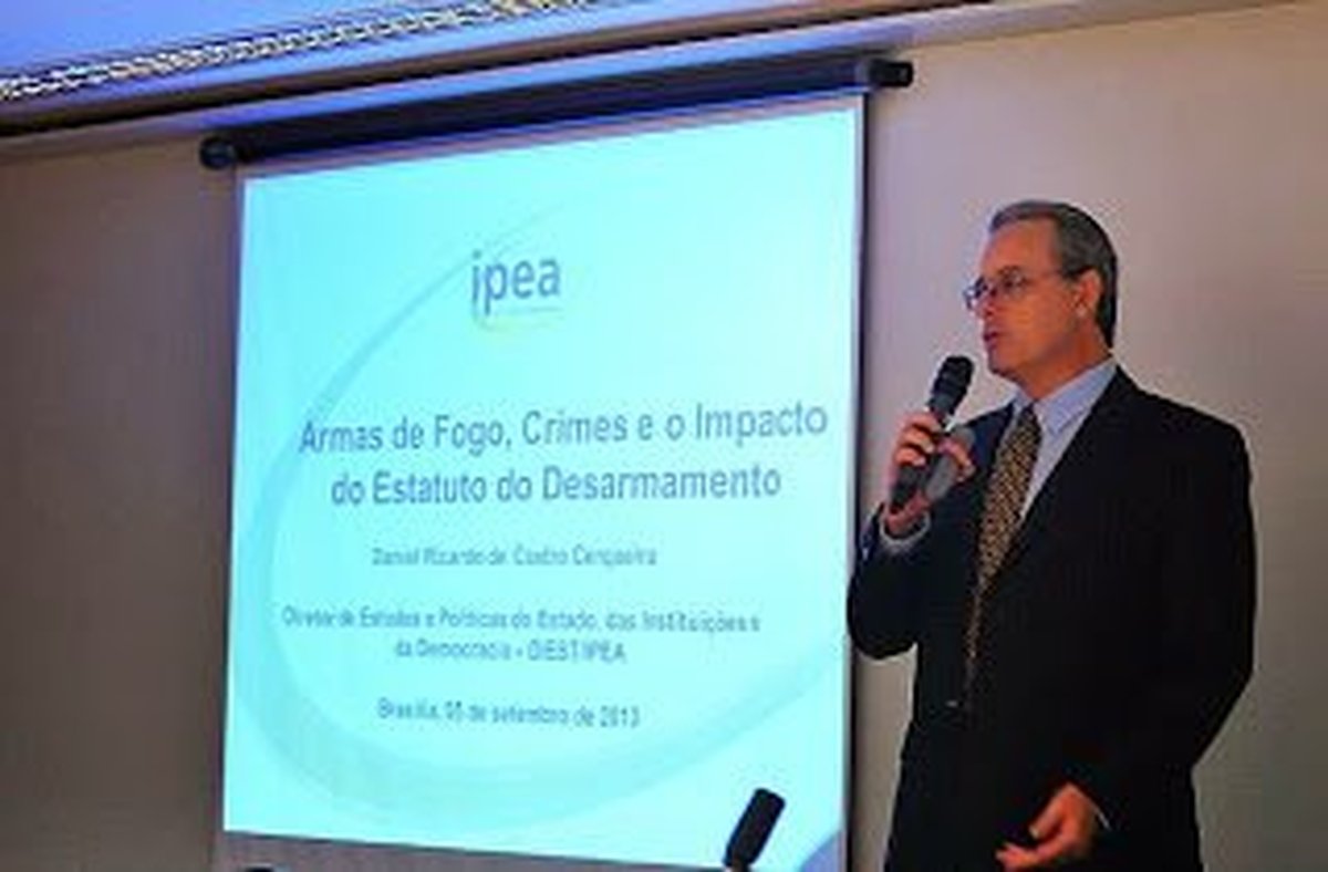 Diminuir homicídios seria uma mina de ouro de bilhões de reais para o Brasil, diz diretor do Ipea