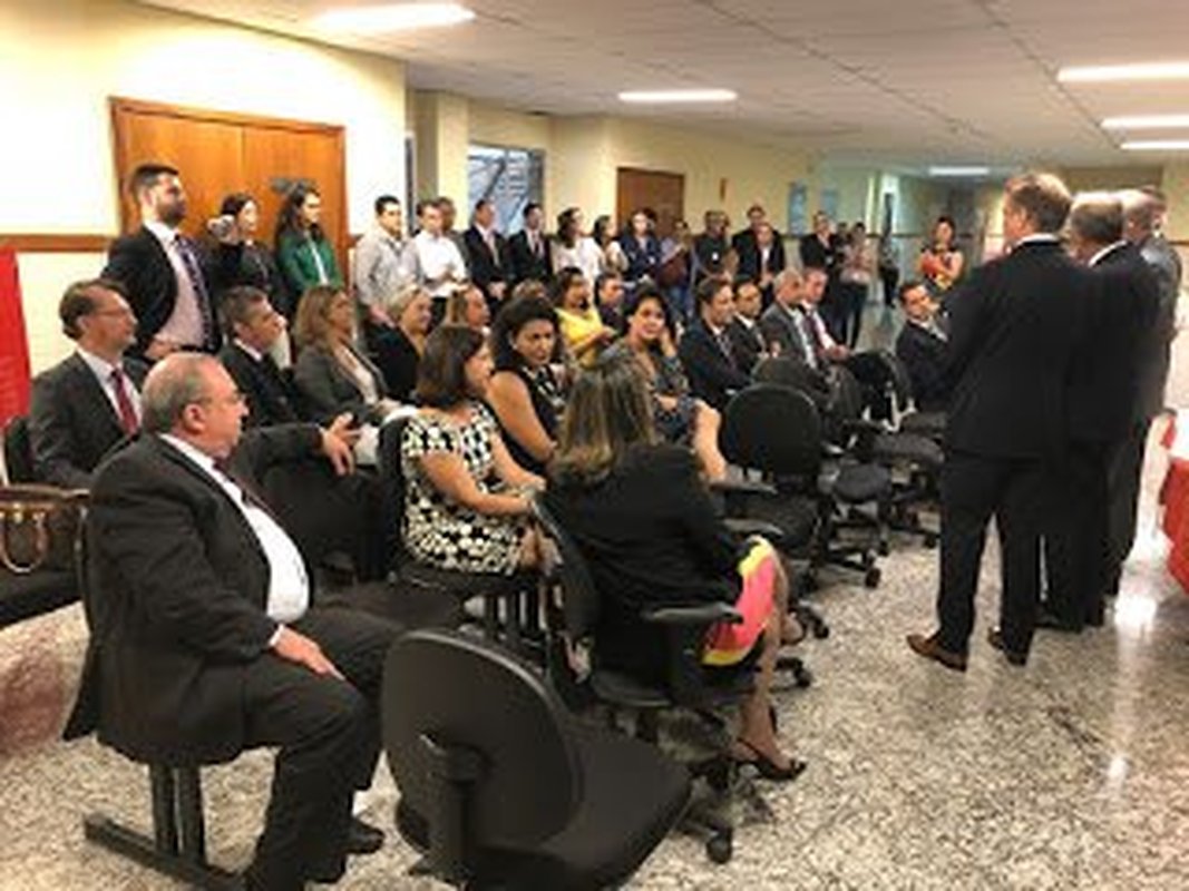 Magistrados se unem em apoio e homenagem ao juiz de Direito Ademar Bermond em resposta ao desagravo “injusto, descabido e desnecessário” realizado pela OAB/ES